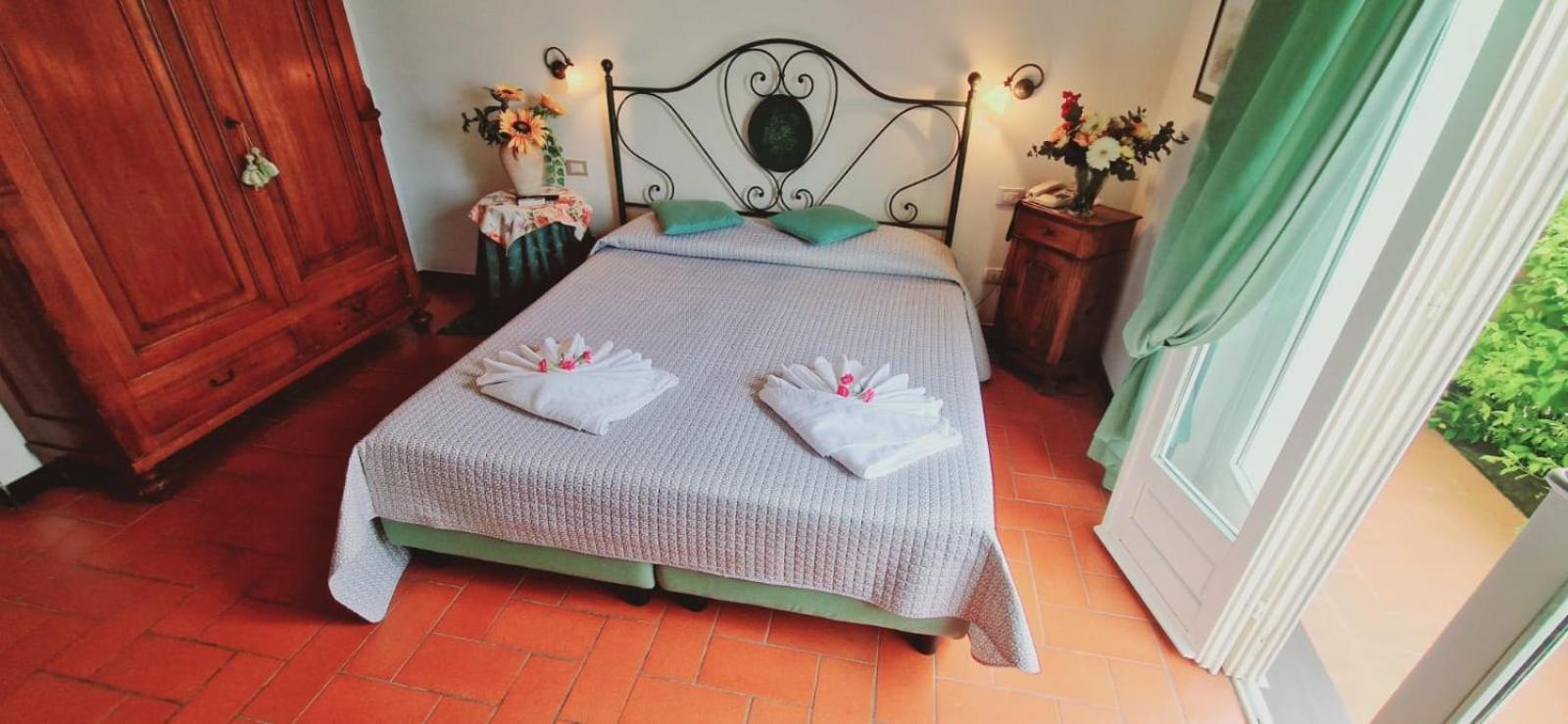 Hotel La Giada Del Mesco Леванто Екстериор снимка